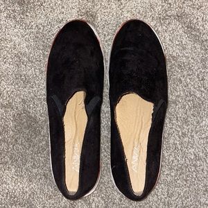 Anna women’s black and white fashion sneakers, size 9